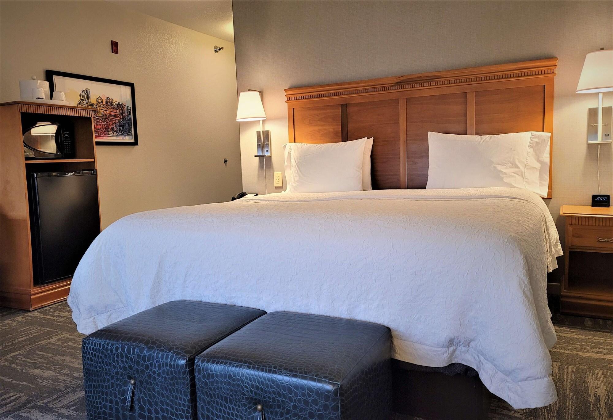 Hampton Inn Hays-North Of I-70 Dış mekan fotoğraf