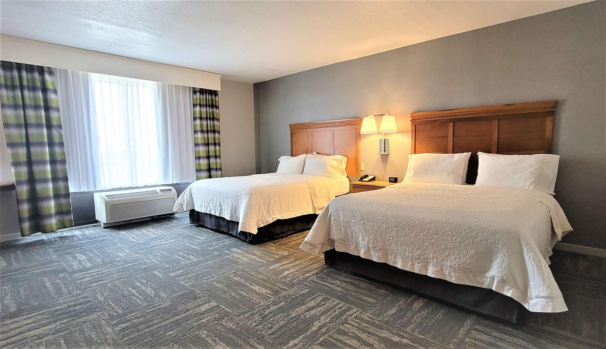 Hampton Inn Hays-North Of I-70 Dış mekan fotoğraf