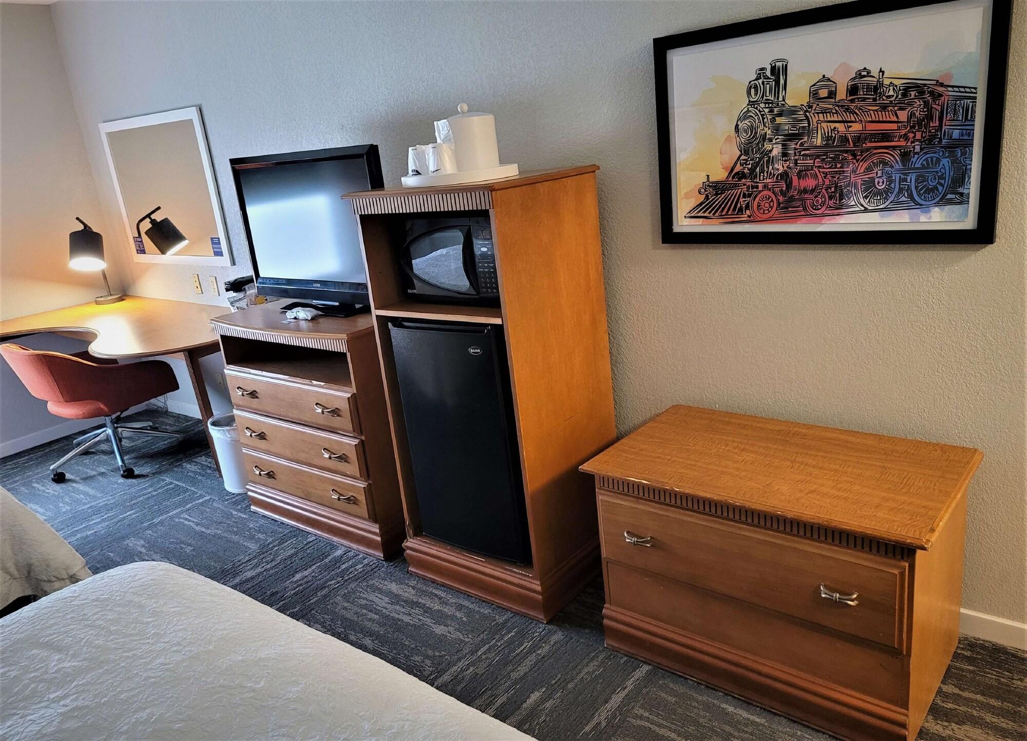 Hampton Inn Hays-North Of I-70 Dış mekan fotoğraf