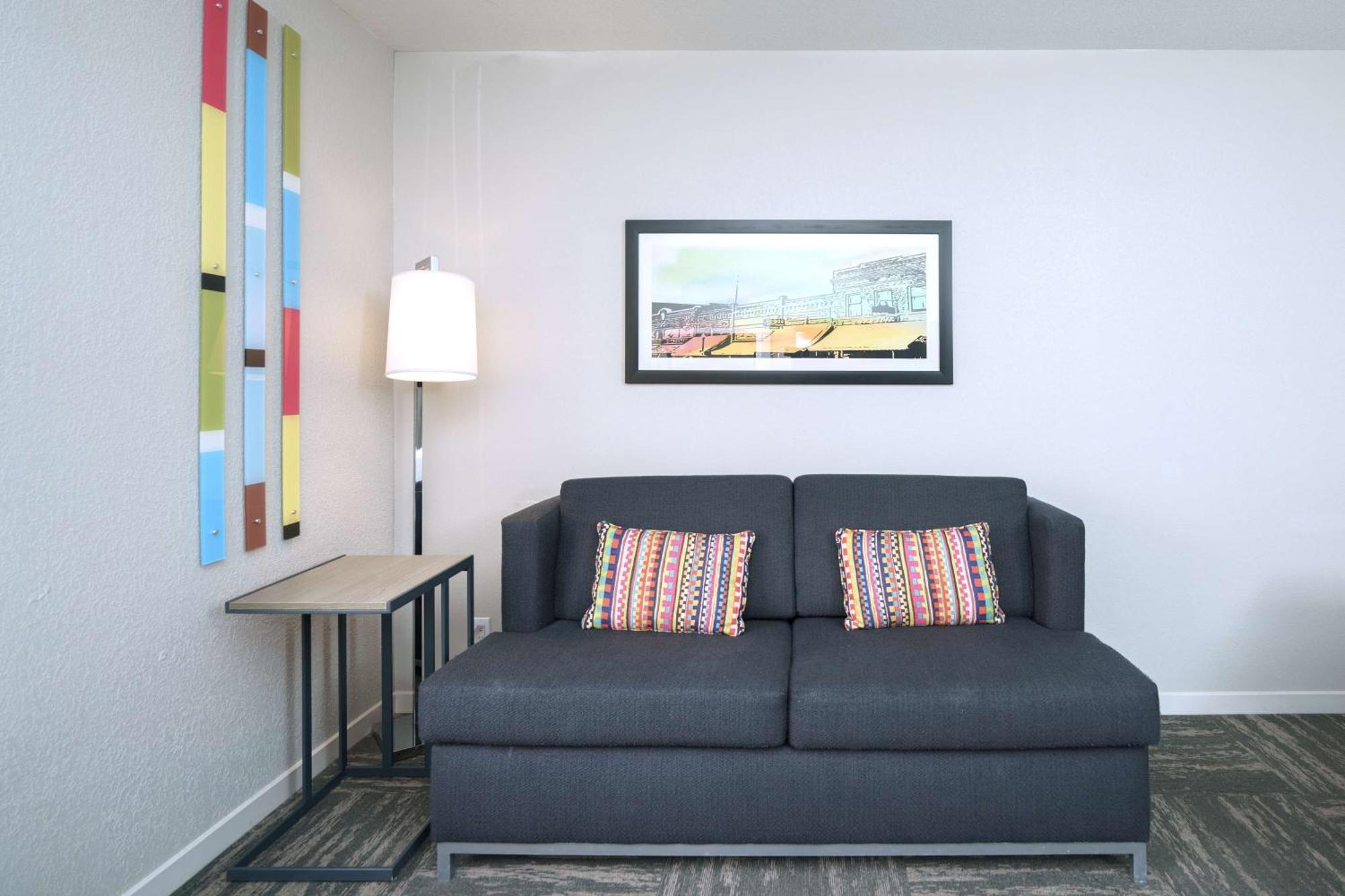 Hampton Inn Hays-North Of I-70 Dış mekan fotoğraf
