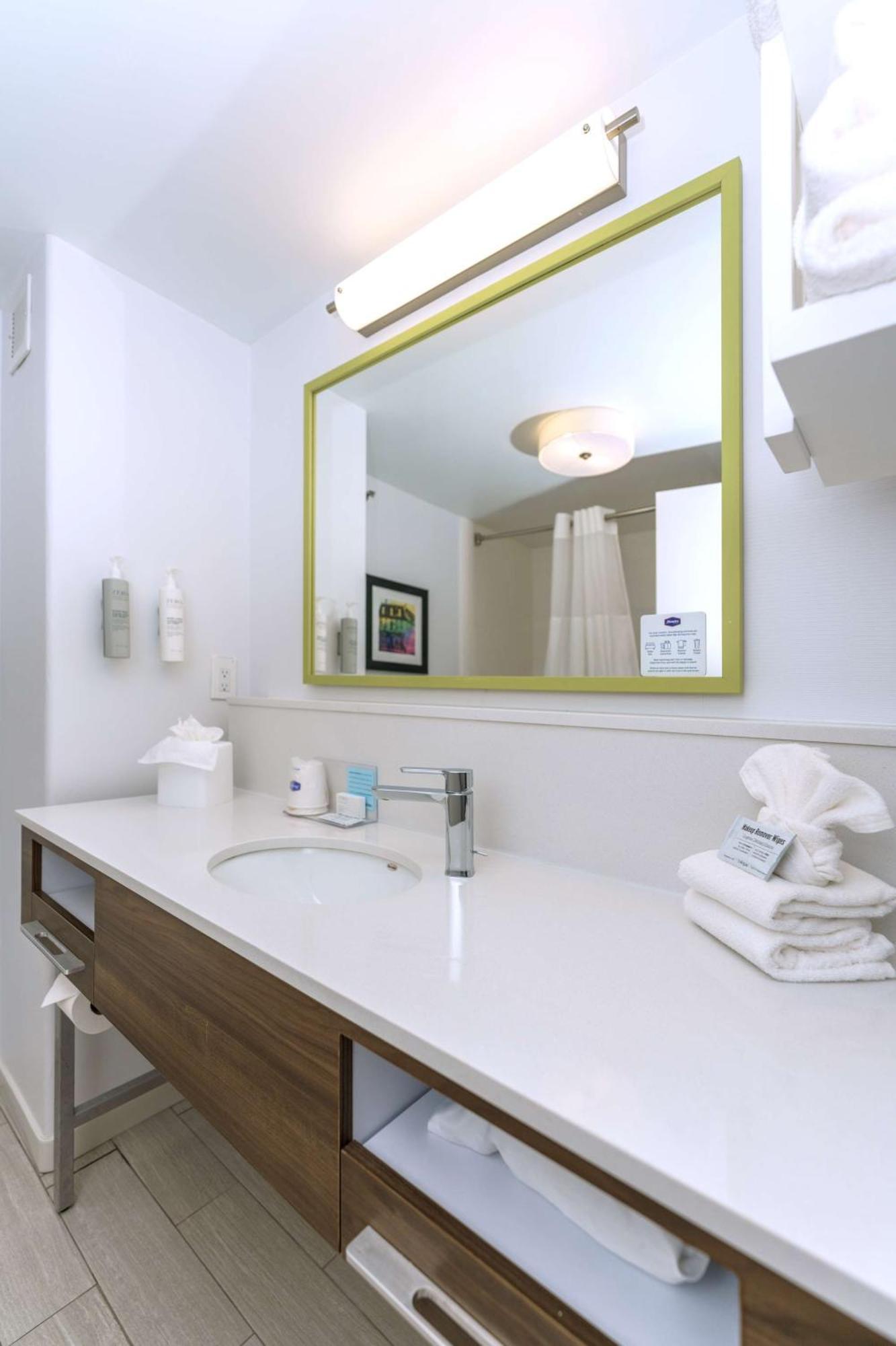 Hampton Inn Hays-North Of I-70 Dış mekan fotoğraf