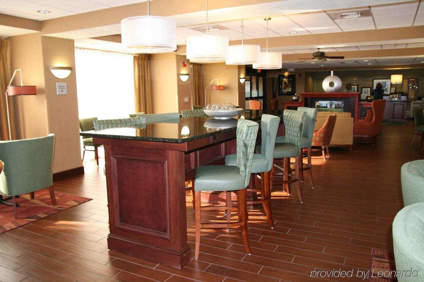 Hampton Inn Hays-North Of I-70 Dış mekan fotoğraf